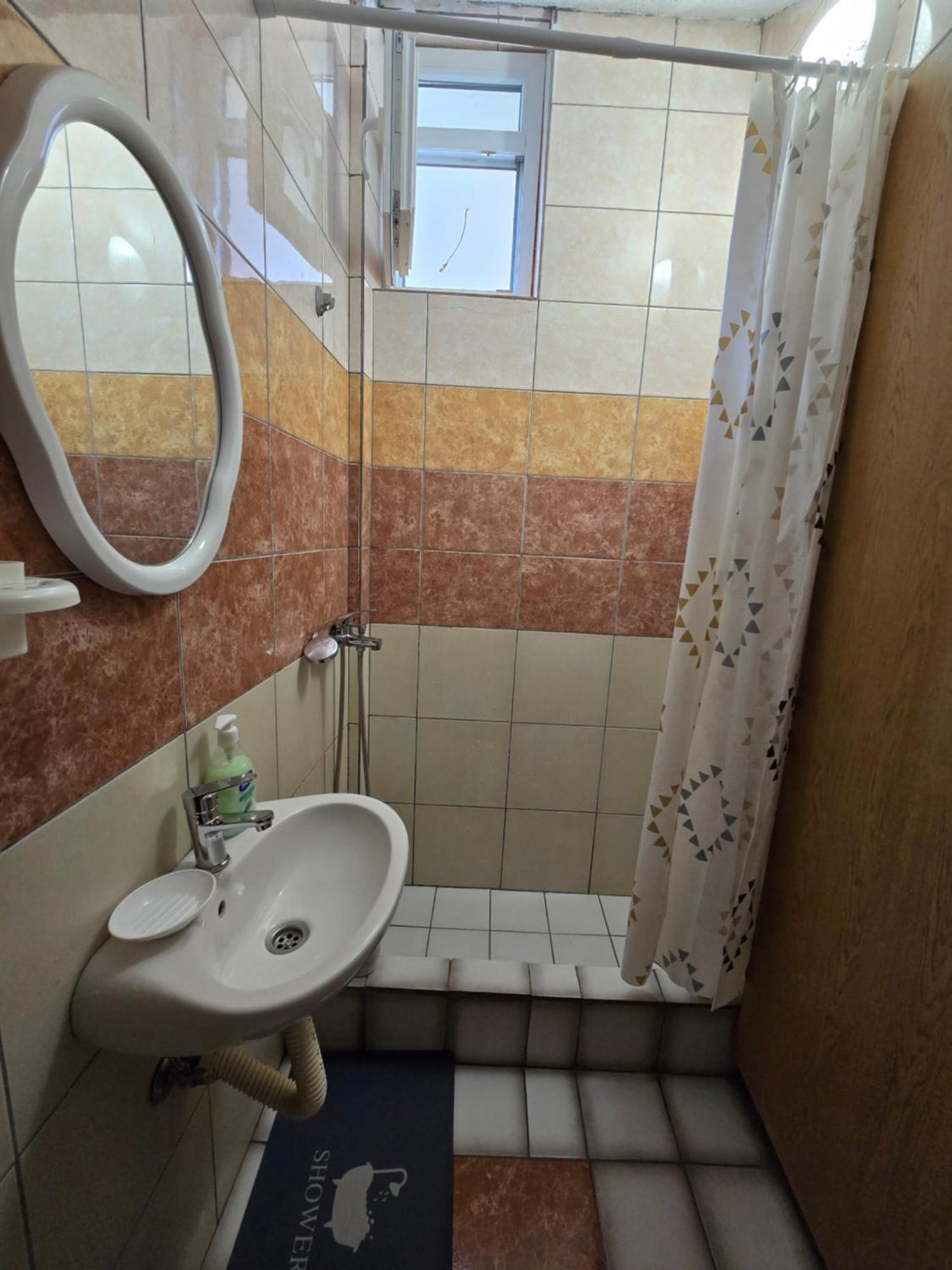 Apartman Tolosi Podgorica Ngoại thất bức ảnh